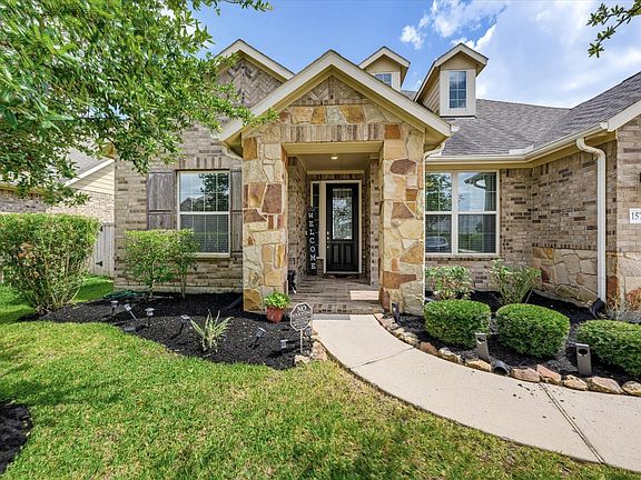 4th image of 15739 Ponderosa Bend Dr