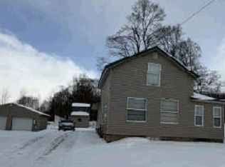 2203 Cooper St, Jackson, MI 49201