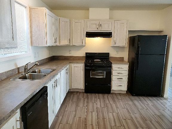5th image of 1624 Palm St Unit 188