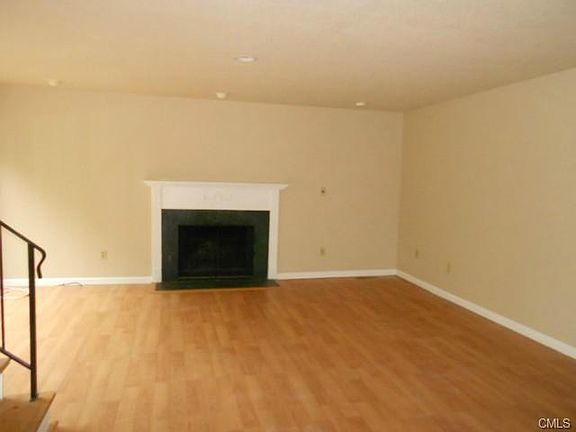 5th image of 135 Turtle Run Dr Unit B