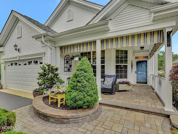 5th image of 75 Stamford Drive