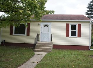 228 S State St, Paw Paw, MI 49079