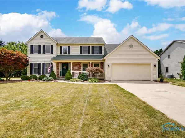 2092 Old Trail Rd, Perrysburg, OH 43551