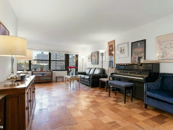 142 W End Ave APT 9N, New York, NY 10023