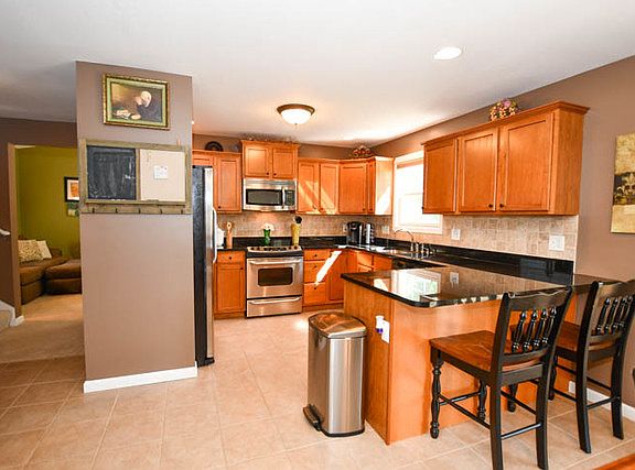 4th image of 5011 Fleming Ln
