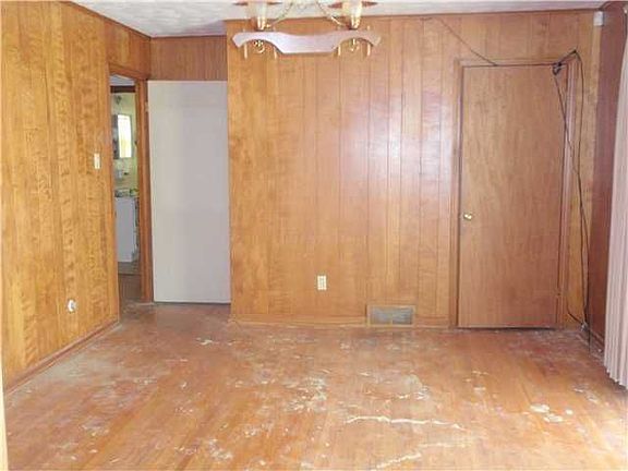 5th image of 2042 Goodhaven Dr