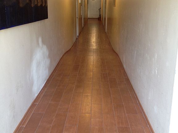 2nd image of 1025 N Mariposa Ave APT 15