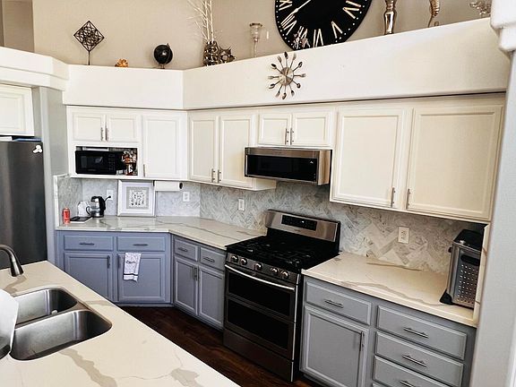 5th image of 1344 E Parkview Court