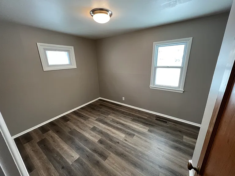 10919 4th St NE — Photo 10