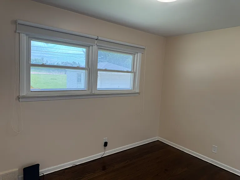 27223 Clairview Dr — Photo 13