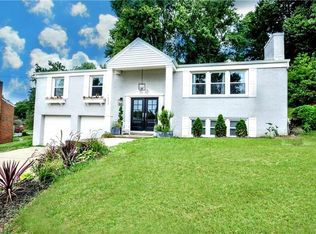 1227 Fernridge Dr, Pittsburgh, PA 15241