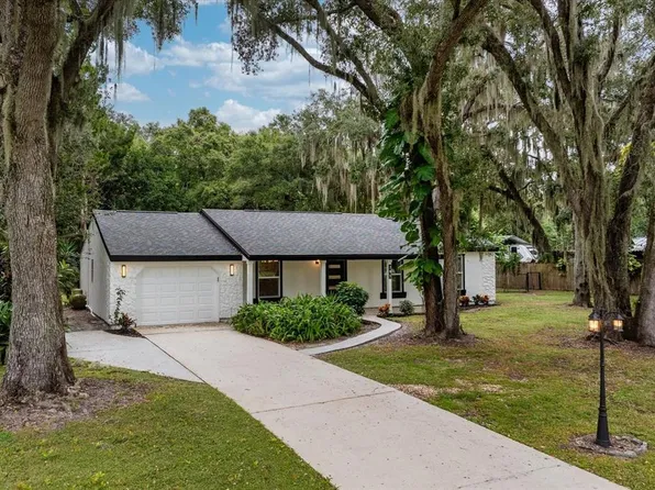 781 Riviera Dr NE, Palm Bay, FL 32905