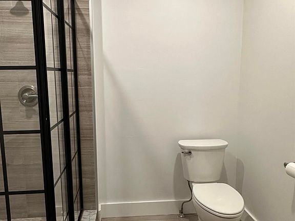 5th image of 4 Elliot St #5