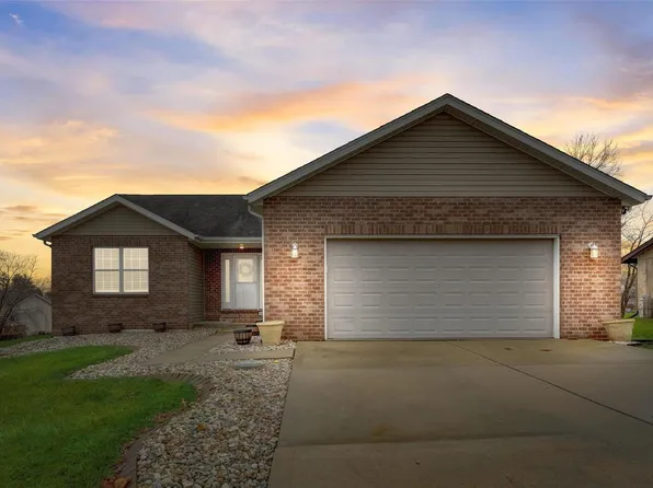 1306 Carribean Dr, Edwardsville, IL 62025