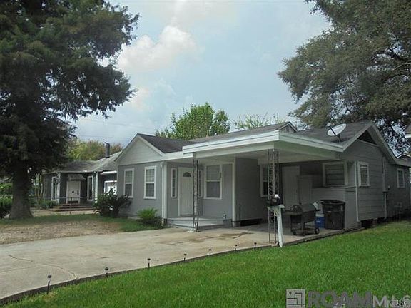 2nd image of 872 Aster St