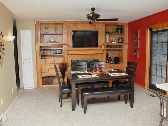 2nd image of 1805 Barclay Dr