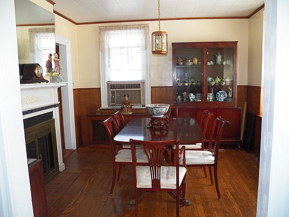 4th image of 139 Stone Ave