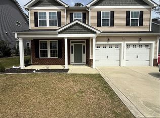 195 Kensington Dr, Spring Lake, NC 28390
