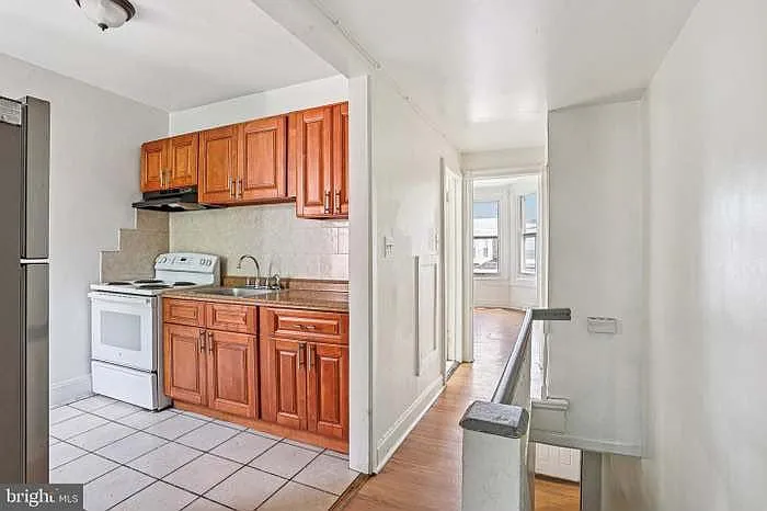 1522 N Frazier St — Photo 12