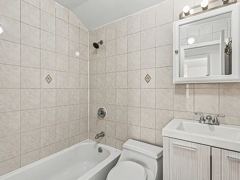 84-18 129th St #2 — Photo 7