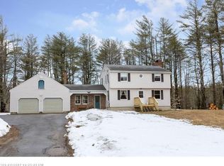 147 Highland Cliff Rd, Windham, ME 04062