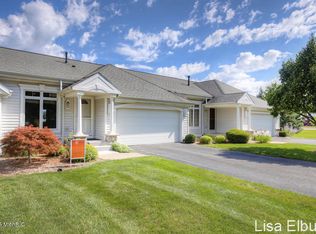 319 Shoreside South Dr SE #17, Grand Rapids, MI 49548