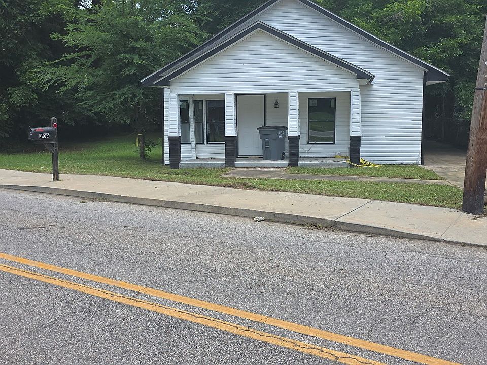 1st image of 305 Colquitt St