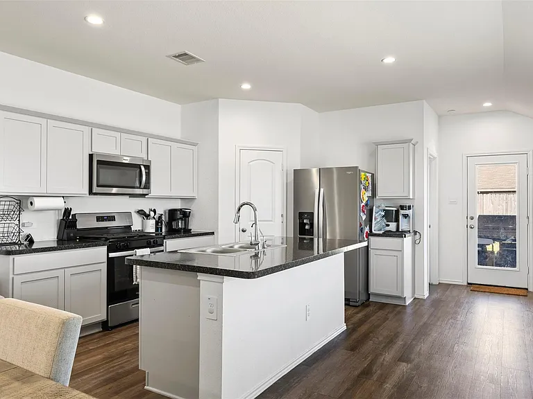 5455 Desert Glen Dr — Photo 13