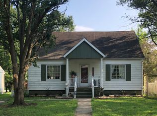 447 Cedar Ave, Du Quoin, IL 62832