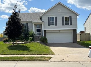11161 Potter St, Omaha, NE 68142