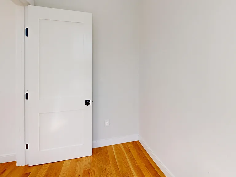 53 Joy St #8 — Photo 8