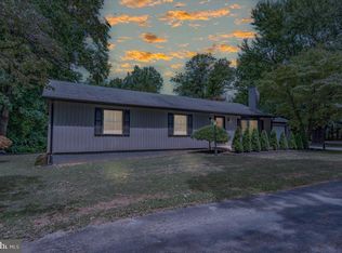 4461 Garnet Mine Rd, Upper Chichester, PA 19061