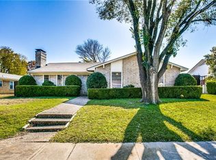 2126 Blossom Ln, Richardson, TX 75081