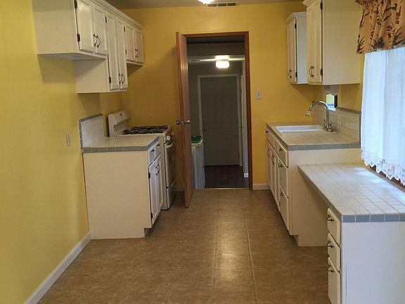 Kitchen Entry to Laundry Room