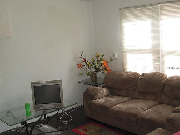 2nd image of 3601 Queensboro Ave S