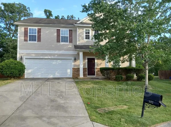 302 Nanny Point Dr, Monroe, NC 28110