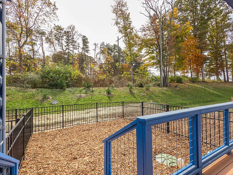1406 Container Way — Photo 23