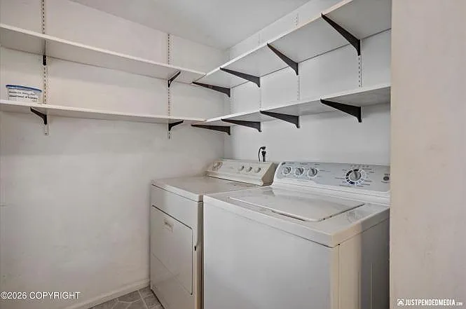 3408 Wyoming Dr — Photo 4