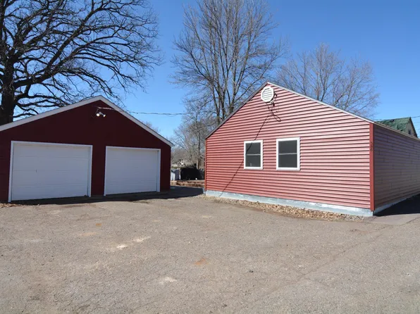 586 Grand St, Foley, MN 56329