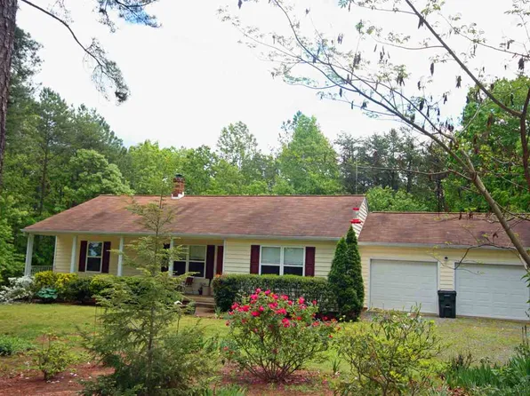 3415 Martin Kings Rd, Charlottesville, VA 22902