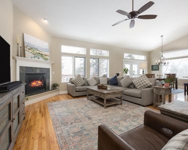 712 Eveningstar Rd, Silverthorne, CO, 80498