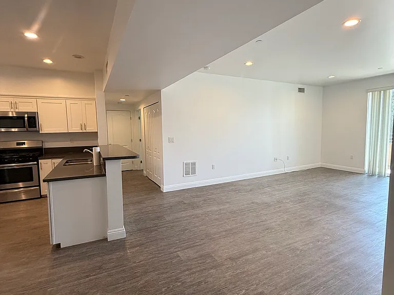 7120 Bellaire Ave #210 — Photo 18