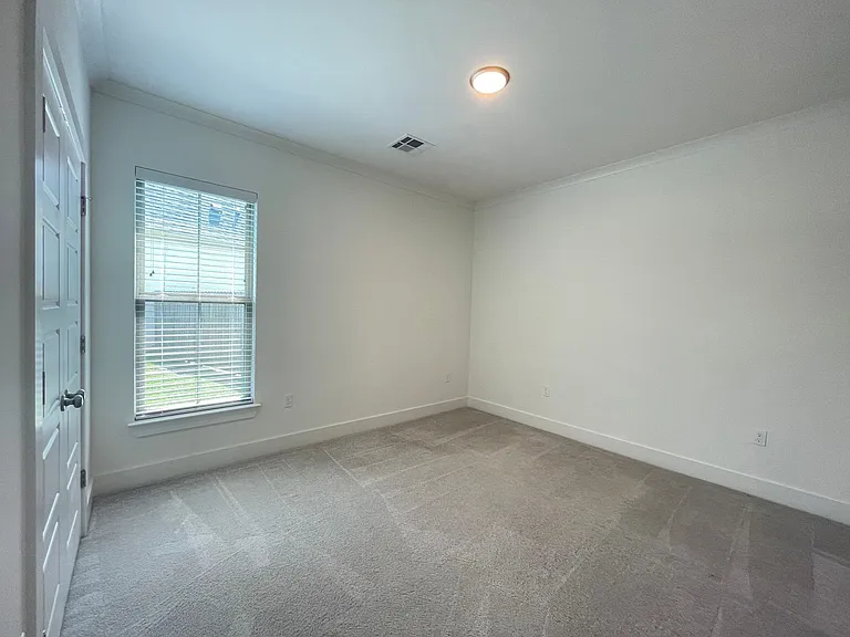 39419 Waycross Ave — Photo 13