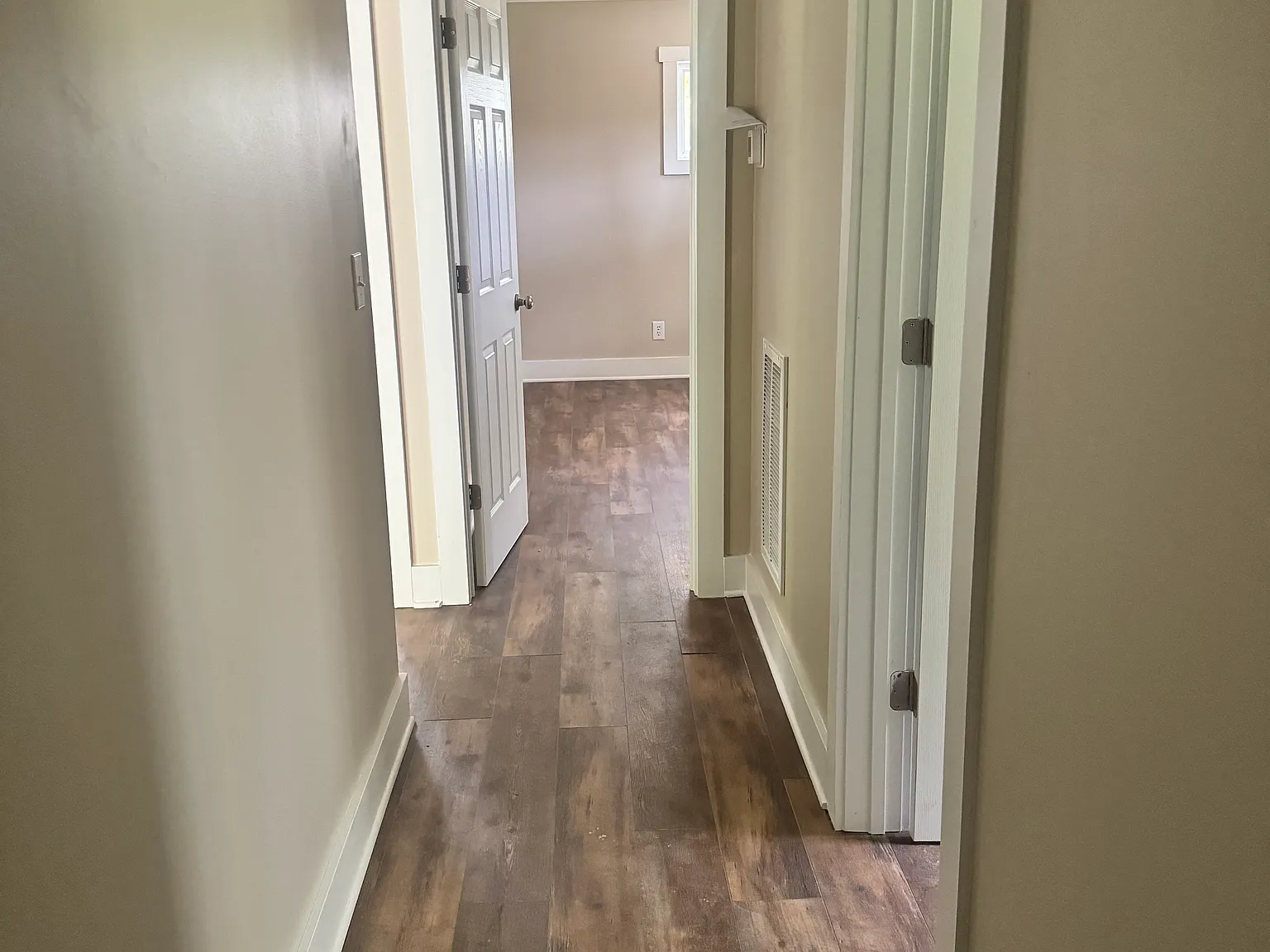 42719 Beck Cir — Photo 2
