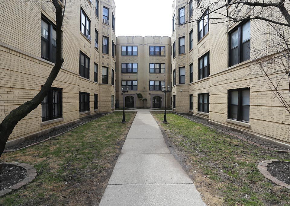 1st image of 3641 W Dickens Ave APT 3A