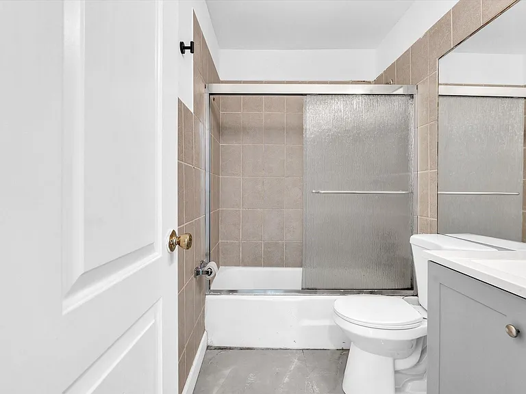 2451 SW 82nd Ave #108 — Photo 35