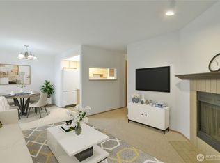 700 N 160th St APT A314, Seattle, WA 98133