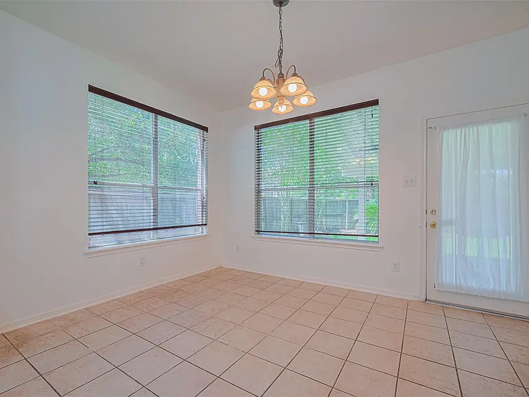 3630 Shady Grove Dr — Photo 12