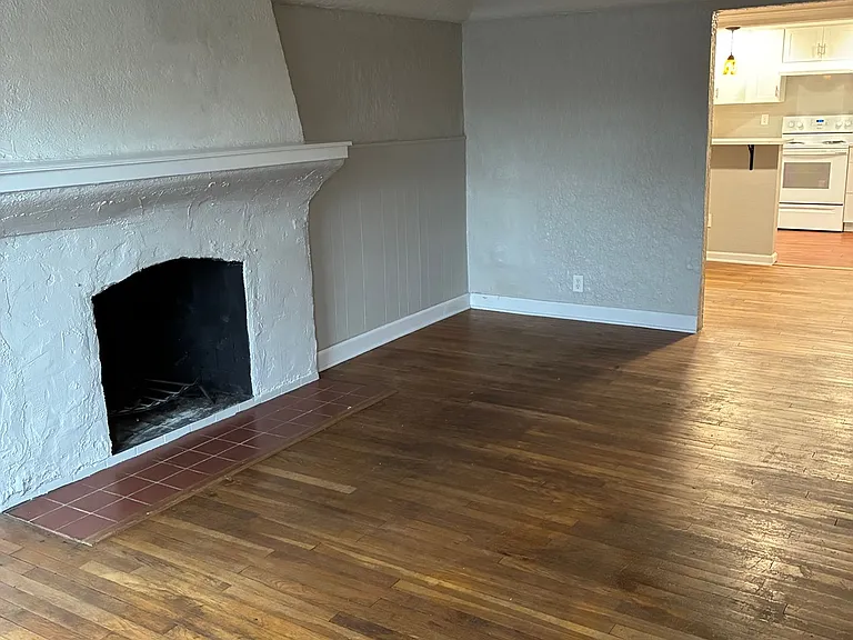 Evergreen Court Apartments — Photo 3