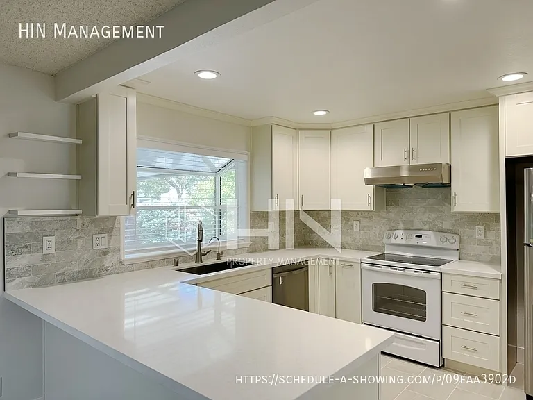 43000 Noria Rd #- — Photo 7